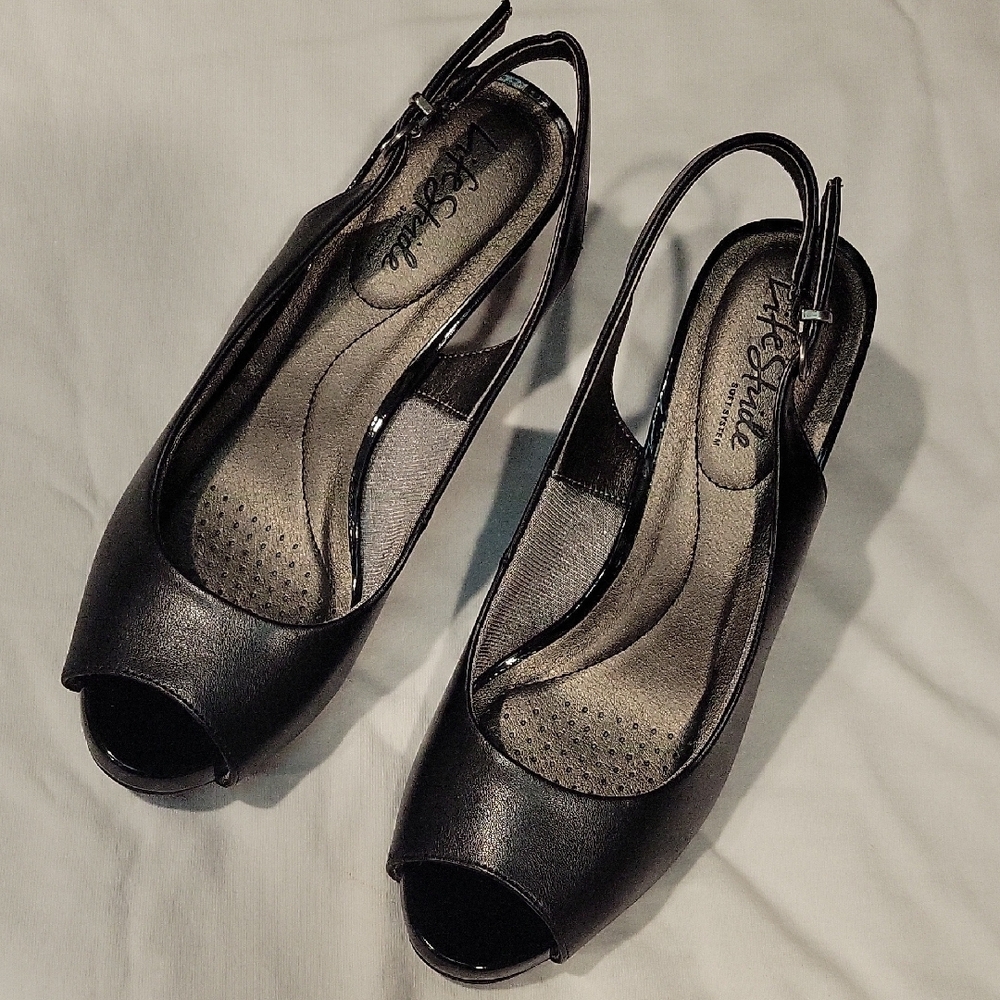 Life Stride Black Peep-Toe Slingback Heels
